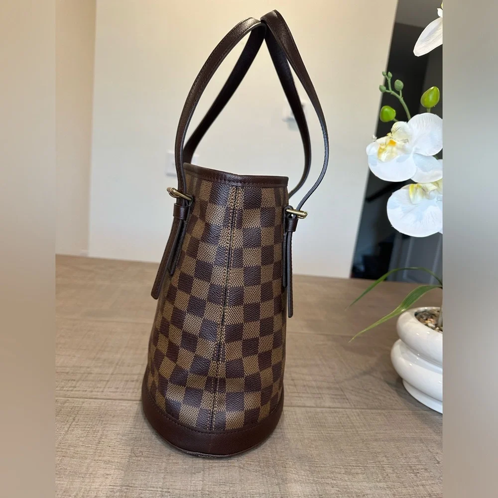Louis Vuitton Damier Ebene Marais Bucket Bag PM - Picture 4 of 15